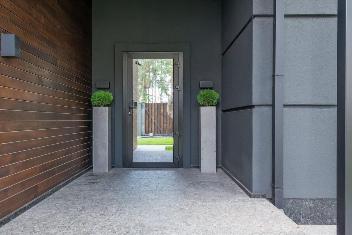 hydraulic door opener